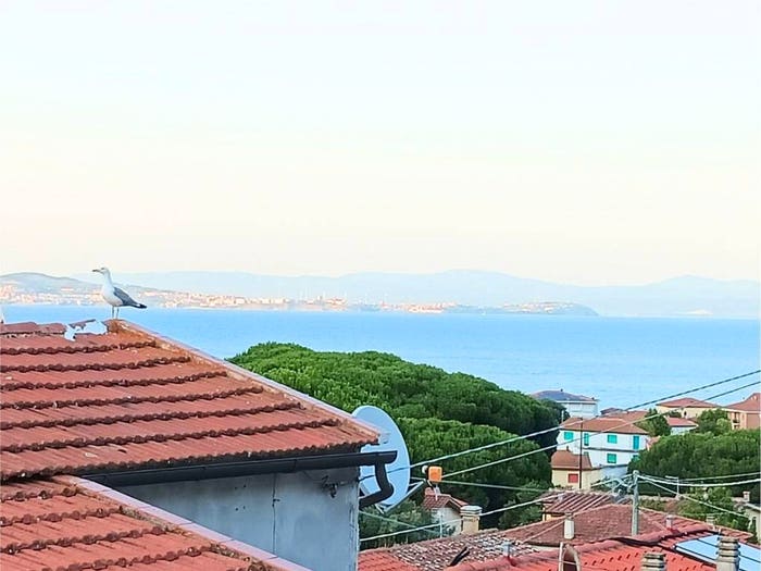 Casa quadrilocale in vendita in Via Alessandro Manzoni, Cavo, Rio