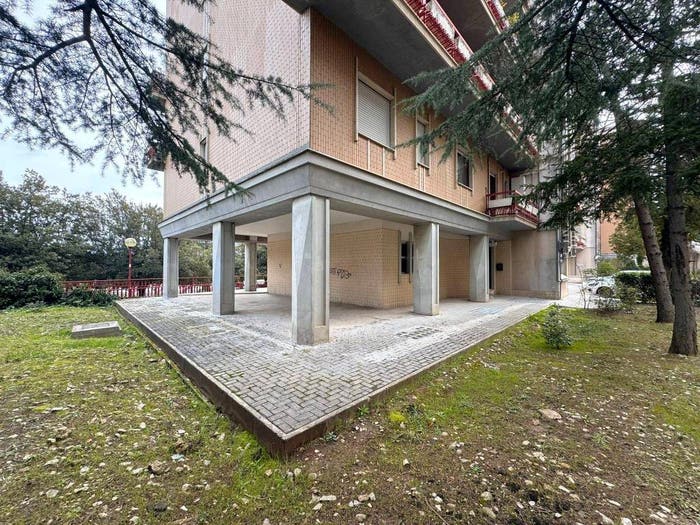 Appartamento quadrilocale in vendita in Via Ugo Foscolo, Vazzieri, Campobasso