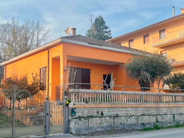 Casa quadrilocale in vendita in Via Maggio, Centro, Novafeltria