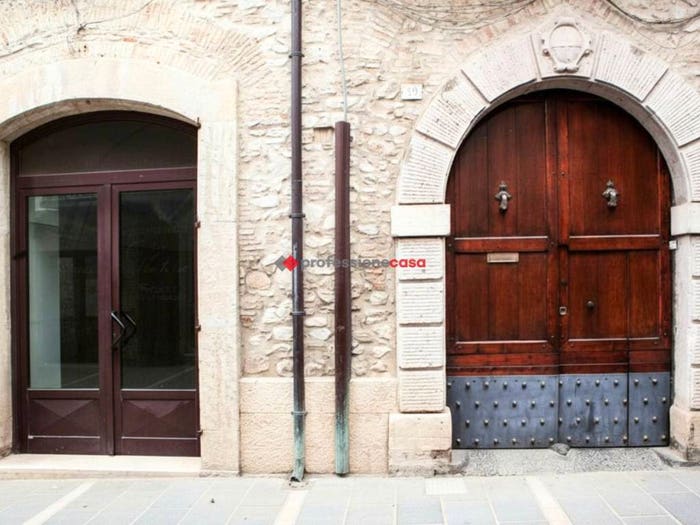 Casa con 5 locali in vendita in Corso Regina Margherita, Deliceto