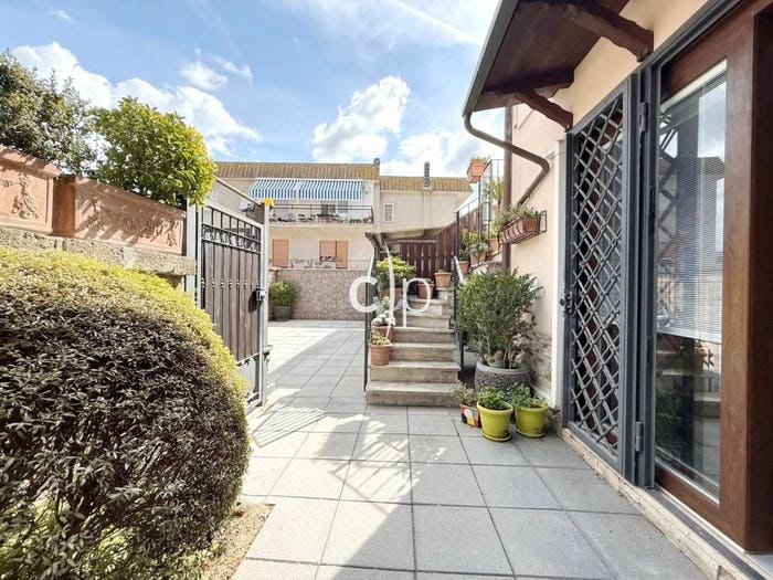Casa quadrilocale in vendita in Via Solarussa, Aranova, Fiumicino