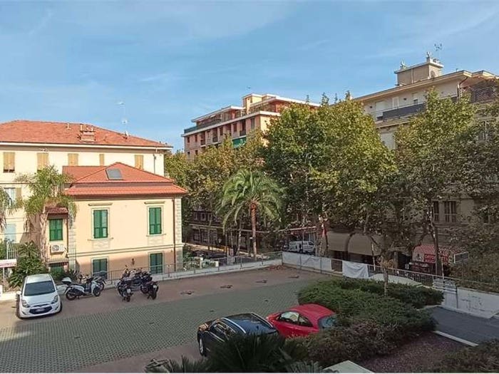 Appartamento trilocale in vendita in piazza colombo, Teatro Ariston, Sanremo