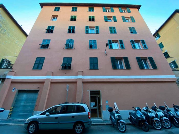 Appartamento con 6 locali in vendita in Via Antonio Burlando, Castelletto, Genova