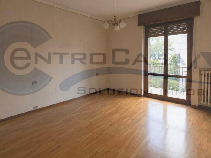 Appartamento con 5 locali in vendita in Via Luigi Calori, San Felice, Bologna