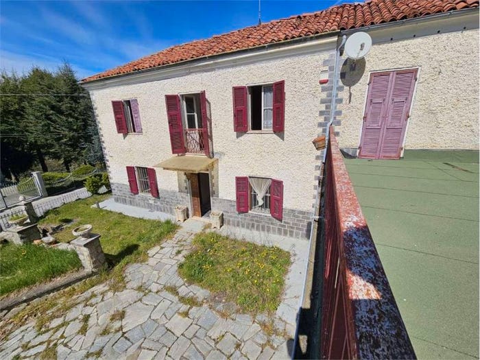 Casa con 6 locali in vendita in Strada provinciale, Centro, Mombasiglio