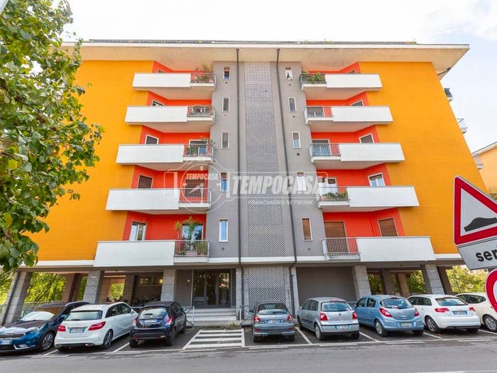 Appartamento trilocale in vendita in Via Francesco Crispi, Semicentro, Crema