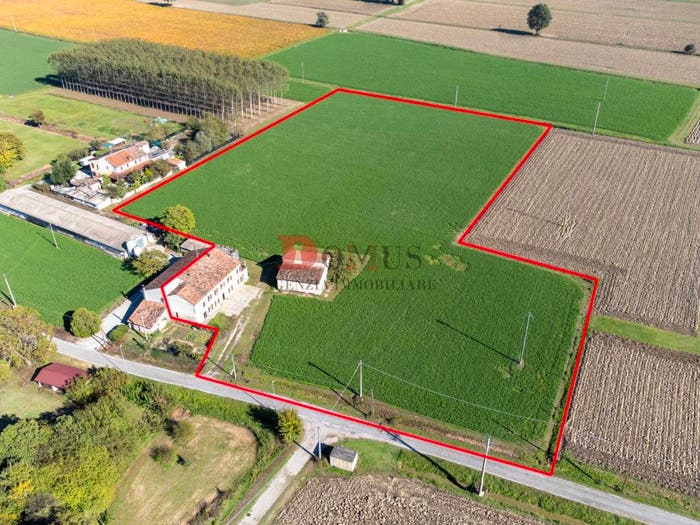 Casa con 5 locali in vendita in Via Bancare I, Bancare I, Borgocarbonara