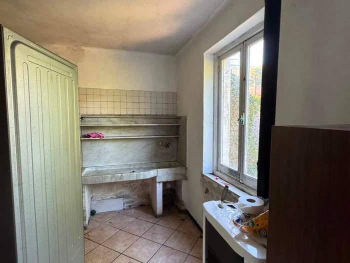 Casa quadrilocale in vendita in Località Aschiera, Centro, Savignone