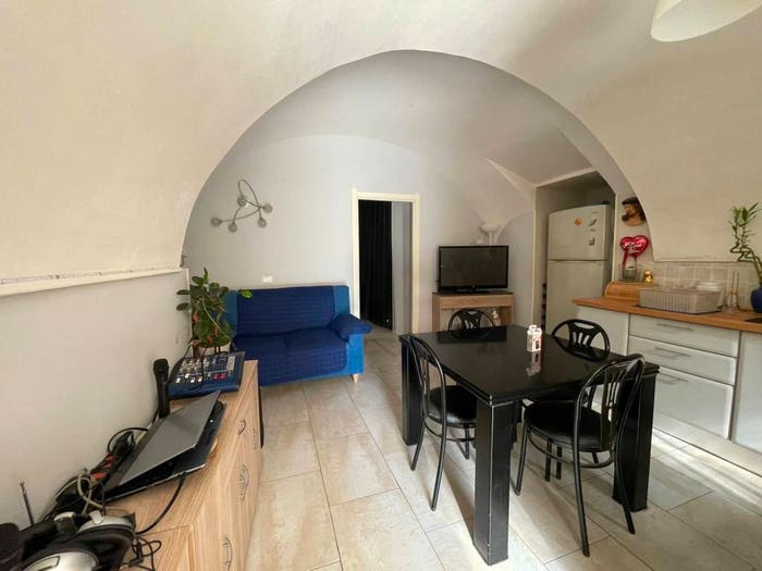 Casa trilocale in vendita in Centro, Camporosso