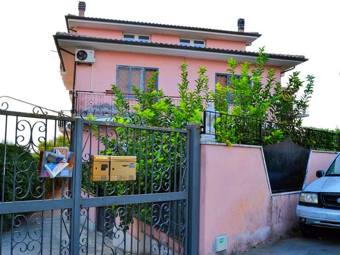 Appartamento trilocale in vendita in Via Garlasco, Casalotti, Roma