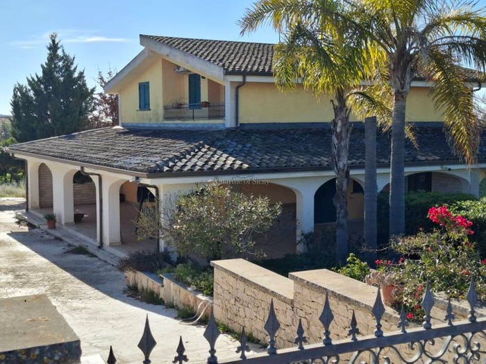 Casa quadrilocale in vendita in Contrada Biduri, Ispica