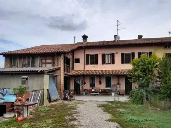 Casa con 6 locali in vendita in Cascina Bonifacio, Molino dei Torti
