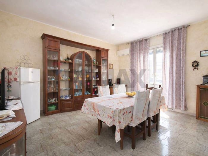Appartamento con 5 locali in vendita in Via Goito, Palermo Indipendenza, Catania