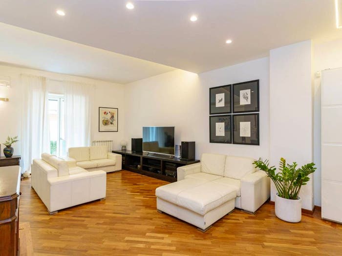 Appartamento con 5 locali in vendita in Via Malta, Province Veneto, Catania