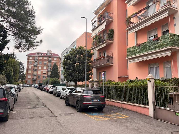 Appartamento trilocale in vendita in Via Achille Pellizzari, Stadio Cittadella, Parma