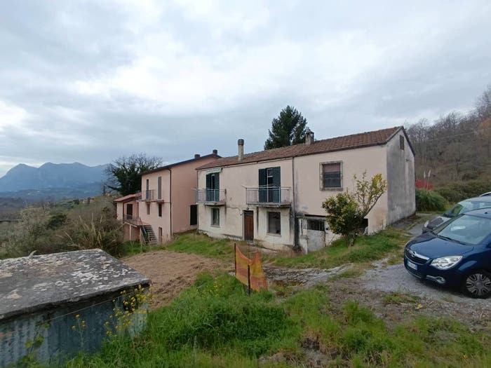 Casa trilocale in vendita in Torbido, Nemoli