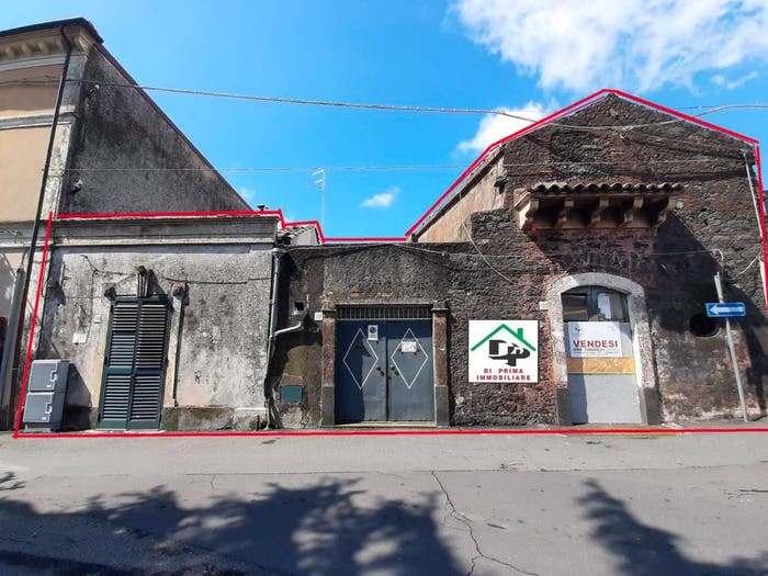 Casa con 6 locali in vendita in Via Altavilla, Centro, Pedara