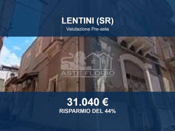 Casa quadrilocale in vendita in Via Maci, Lentini