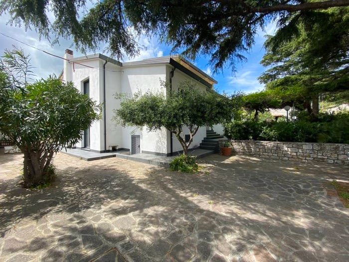Casa con 6 locali in vendita in Centro, Marciana Marina