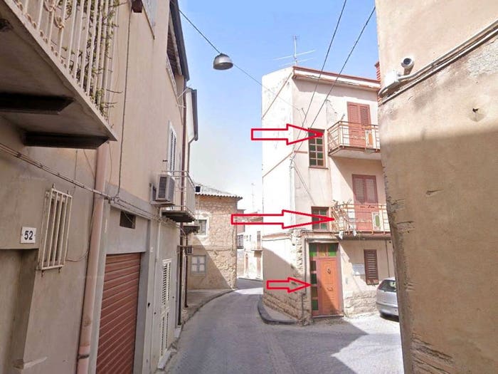 Casa con 6 locali in vendita in Via Torquato Tasso, Sommatino