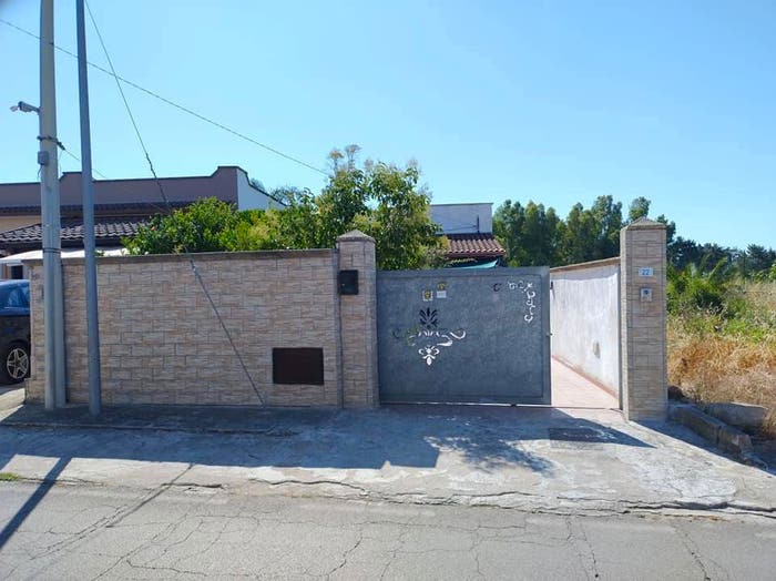 Casa con 6 locali in vendita in San Donaci