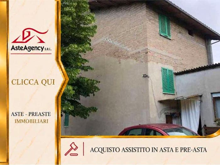 Casa con 6 locali in vendita in Via Amedeo, Panicarola, Castiglione del Lago