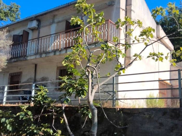 Casa trilocale in vendita in Contrada farri, Grotteria