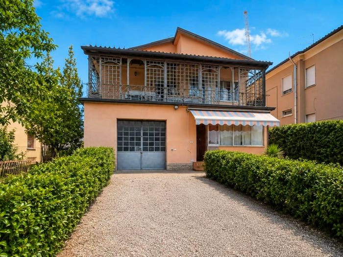 Casa con 6 locali in vendita in Lungadige Trento, Bussolengo