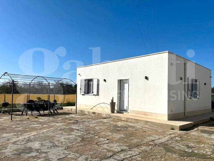 Casa quadrilocale in vendita in CONTRADA PUZZI SNC, Avola