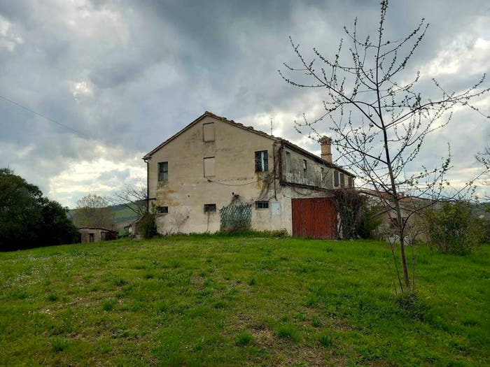 Casa quadrilocale in vendita in Via Coste, Staffolo