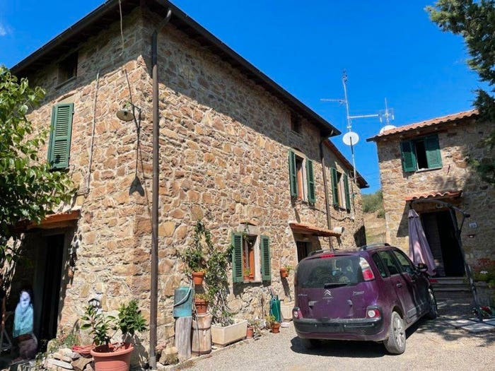 Casa con 6 locali in vendita in Località Mongiovino Vecchio, Panicale