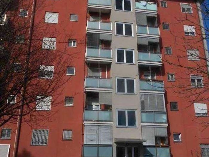 Appartamento trilocale in vendita in Via Ugo Betti, Gallaratese, Milano