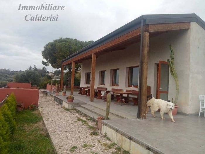 Casa con 6 locali in vendita in contrada San Donato, Monteprandone