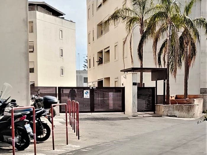 Appartamento trilocale in vendita in Via Antonio dell'Abate, Poligono Via San Cesario, Lecce