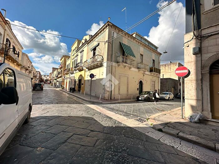 Appartamento quadrilocale in vendita in Via San Lorenzo, Cerignola
