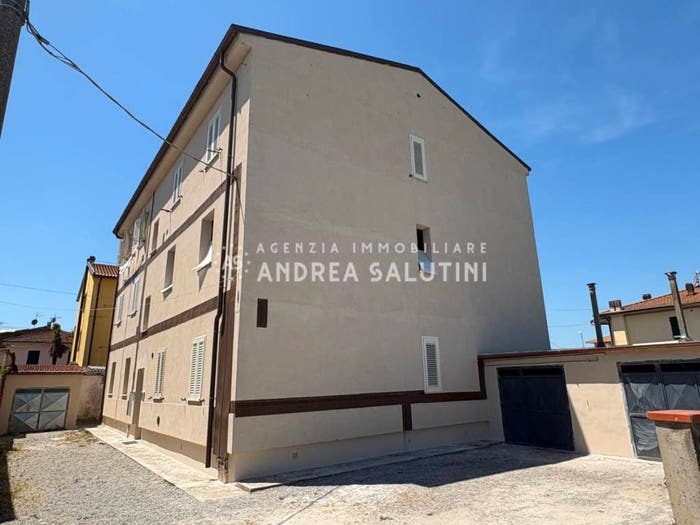 Appartamento quadrilocale in vendita in Via di Scopeto, Giardino, Ponsacco