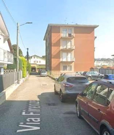 Appartamento quadrilocale in vendita in Via Firenze, Oggiona Santo Stefano, Oggiona con Santo Stefano