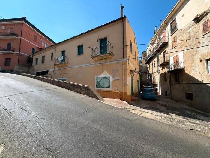 Casa con 5 locali in vendita in Via Aldo Moro, Corigliano Calabro, CoriglianoRossano
