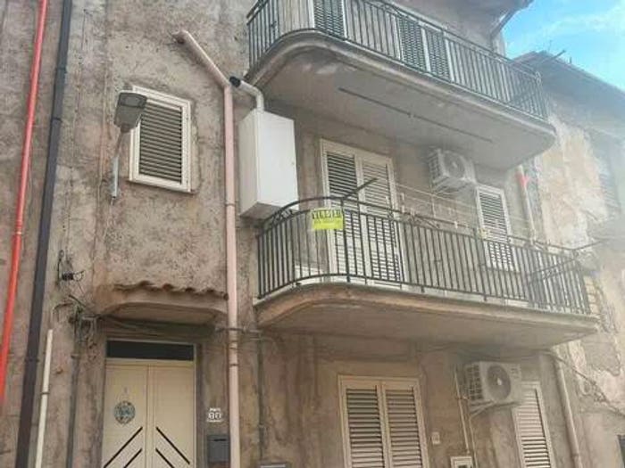 Casa trilocale in vendita in Via Camillo Benso Conte Di Cavour, Cattolica Eraclea