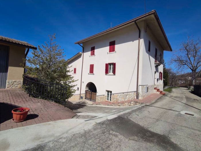 Casa con 5 locali in vendita in Contrada Fonte Vetica, Caramanico Terme
