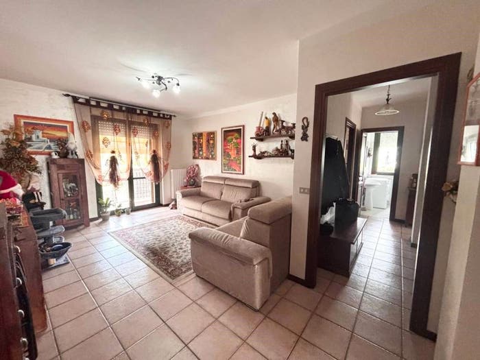 Appartamento quadrilocale in vendita in Strada delle Verne, Centro, Villafranca d'Asti