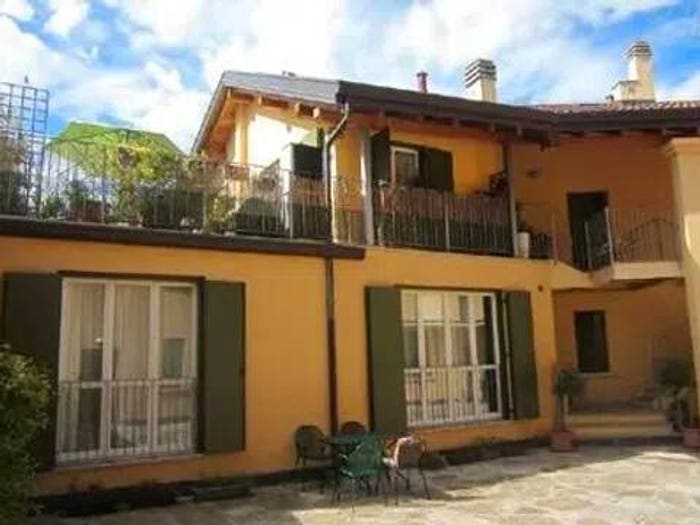 Appartamento trilocale in vendita in Via Chiesa Molinari A, Centro, Erba