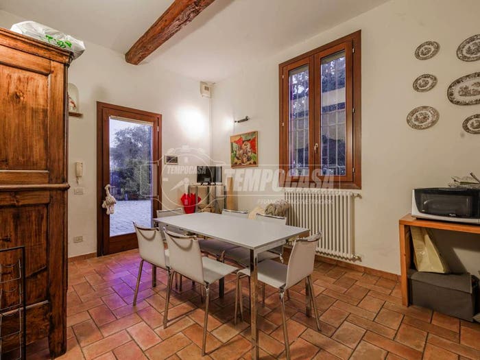 Casa con 6 locali in vendita in Via Albertazzi, Castenaso