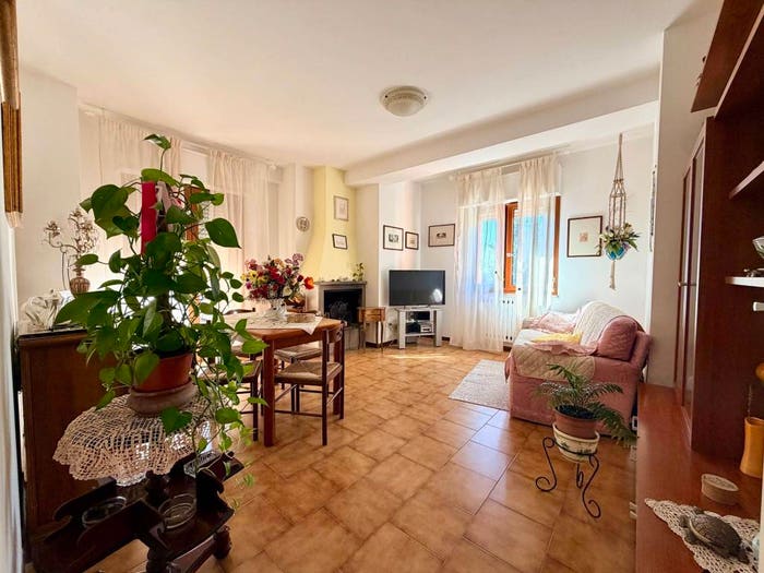 Appartamento quadrilocale in vendita in Via Giovanni Giolitti, Chiugiana La Commenda, Corciano