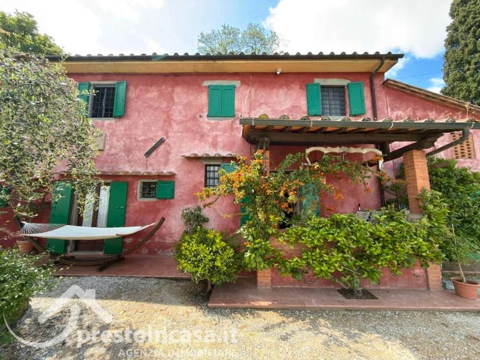 Casa con 6 locali in vendita in V Campioni, Buggiano