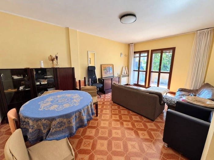 Appartamento trilocale in vendita in Via Vittorio Emanuele II, Centro, Albinea