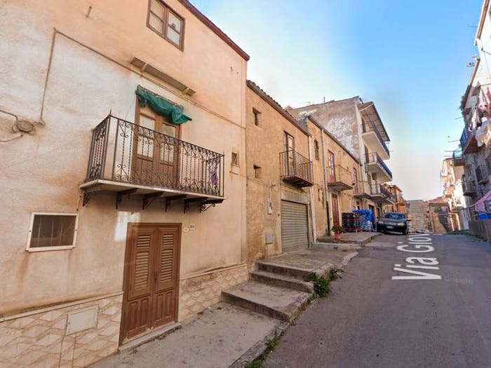 Casa trilocale in vendita in Via Giovanni Amendola, Cerda