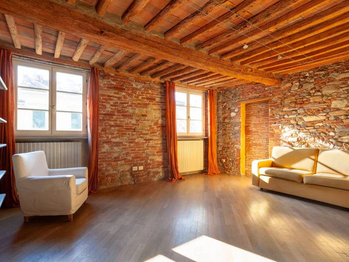 Appartamento bilocale in vendita in Via Vittorio Emanuele, Piazza Napoleone San Michele, Lucca