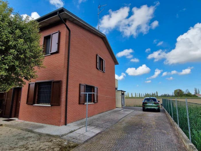Casa con 5 locali in vendita in Vicolo Bellaria, Centro, Vigarano Mainarda