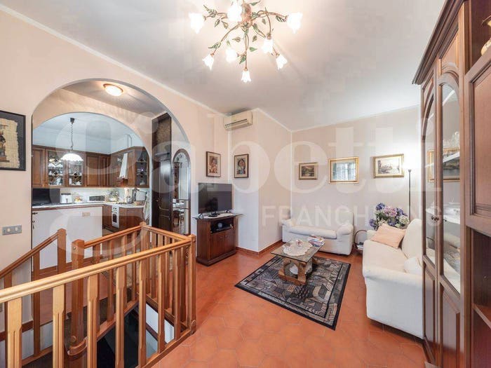 Casa con 5 locali in vendita in Via del Respiro, San Fruttuoso, Monza